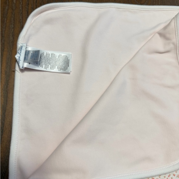 Ralph Lauren Baby Girls Reversible Floral Cotton Blanket - Picture 4 of 4